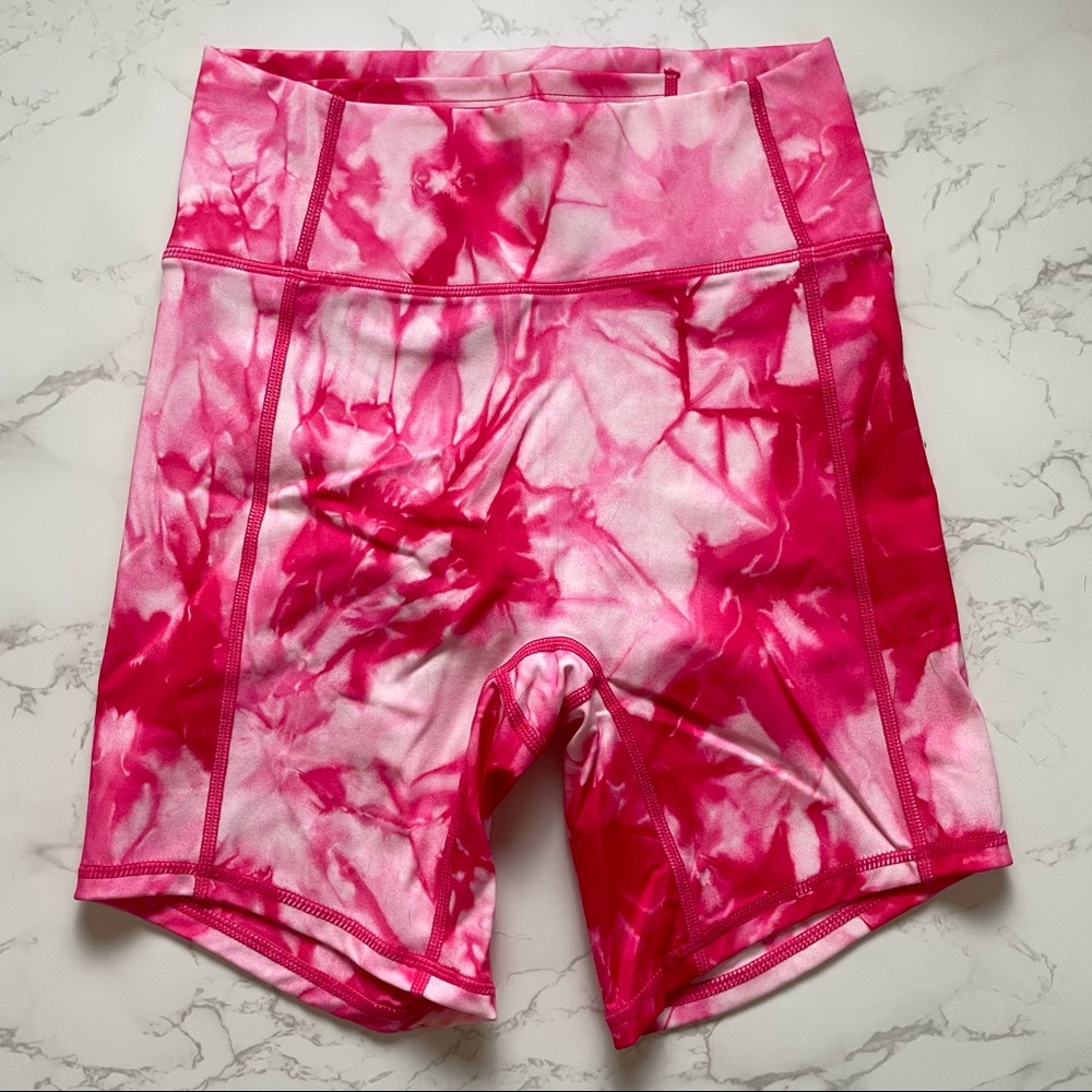 Balance Athletica- Oasis Pink Tie Dye Biker Short - S